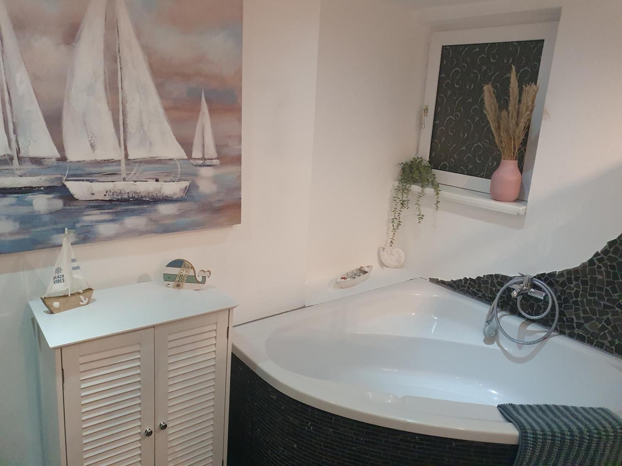Charmante Haushaelfte Mit Garten Und Terrasse Flensburg Room photo